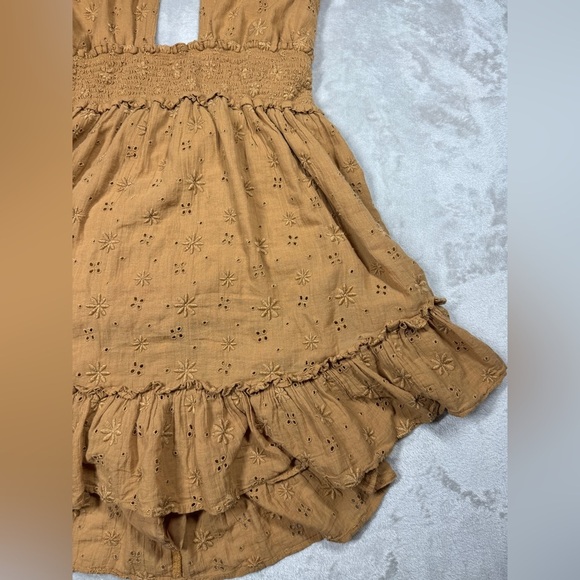 Aerie Spring Fling Boho Eyelet Embroidered Floral Halter Crossover Mini Dress L - Picture 7 of 16